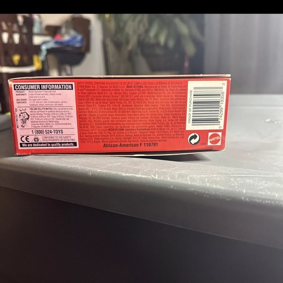 Barbie 1998 Avon Exclusive Winter Splendor Doll Special Edition - Picture 4 of 5